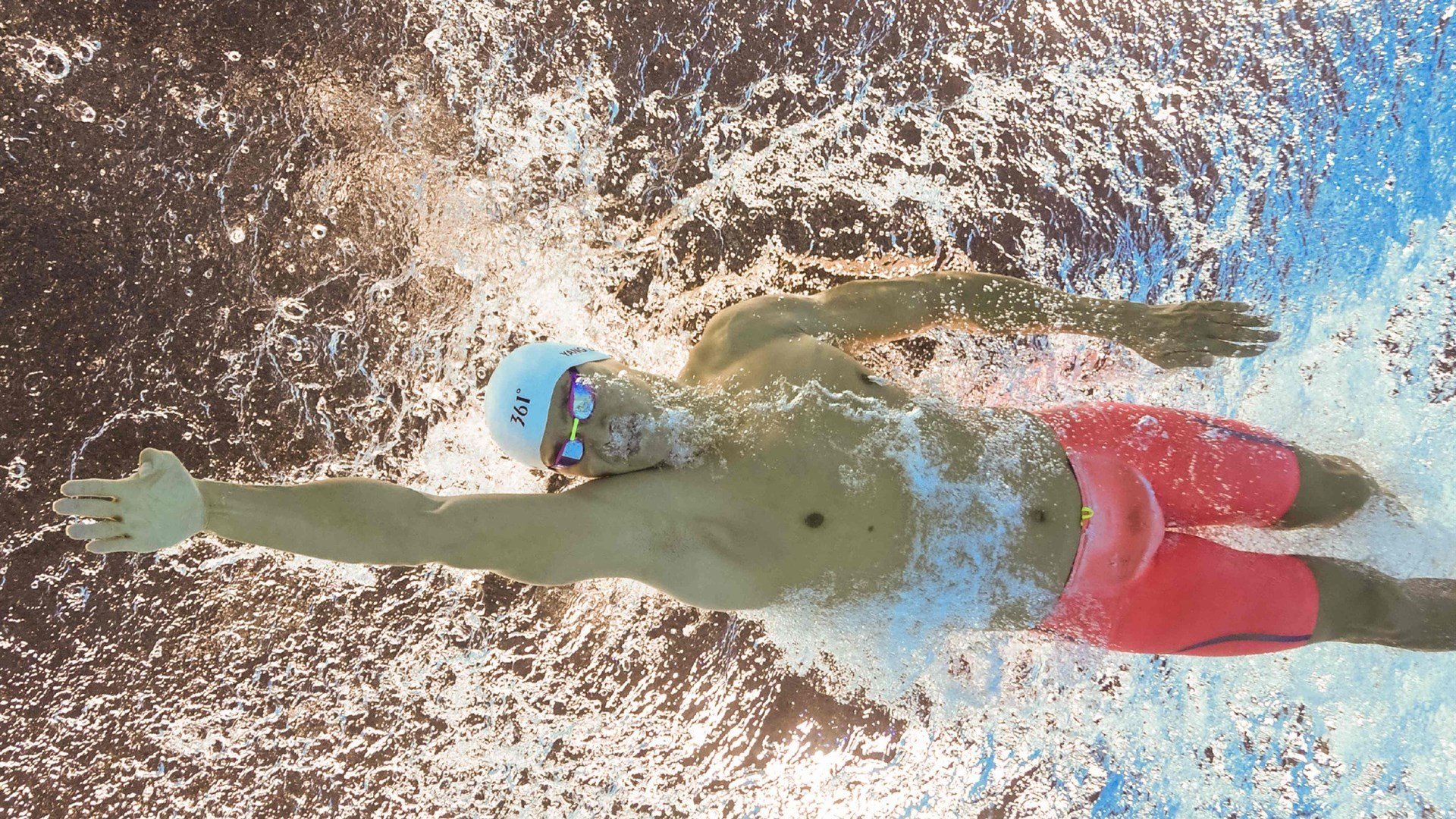 开云官网在线-_全民瑜伽月：身心放松新潮流_，全民瑜伽是什么概念